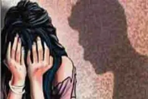 मुरादाबाद : पहले शादी का झांसा, फिर ब्लैकमेल कर करता रहा दुष्कर्म...दो भाइयों समेत छह के खिलाफ रिपोर्ट दर्ज