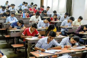 लखनऊ के 15 केंद्रों पर शुरू हुई संयुक्त बीएड प्रवेश परीक्षा, केंद्रों पर पुलिस प्रशासन की विशेष नजर 