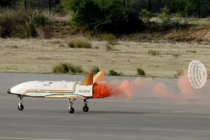 ISRO का कमाल, आरएलवी ‘पुष्पक’ की लगातार तीसरी बार कराई सफल लैंडिंग 