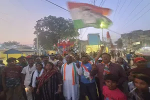 प्रयागराज: दूसरे दिन भी जश्न में डूबे रहे कांग्रेसी