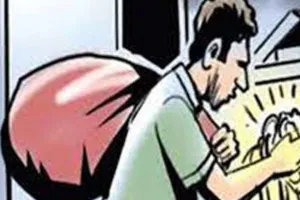 अल्मोड़ा के गंगनाथ और उल्का देवी मंदिर में चोरों ने धावा बोला