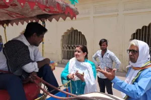 लखनऊ : बेजुबानों पर मत करो अत्याचार, इन्हें भी चाहिए दुलार 