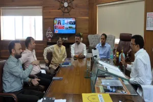 मुरादाबाद : जेल रोड के अतिक्रमण पर नहीं चलेगी जेसीबी, खोखे वालों को पहले बसाने का होगा इंतजाम