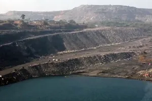 केंद्र ने झारखंड सरकार को दी चेतावनी, कहा- आप कदम नहीं उठाएंगे तो हम  खानों की करेंगे नीलाम 