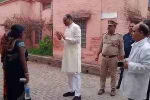 रायबरेली: सीएचसी में अव्यवस्था देख डिप्टी सीएम का चढ़ा पारा, जमकर लगाई फटकार