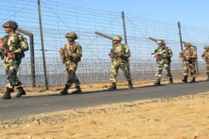 गुजरात: भारत-पाकिस्तान सीमा पर गश्त के दौरान भीषम गर्मी से BSF के अधिकारी और जवान की मौत