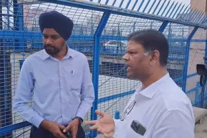 लखनऊ: बाढ़ की तैयारियों का जिलाधिकारी ने लिया जायजा, दिए निर्देश