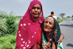 Kanpur Crime: सड़क किनारे पड़ा मिला युवक का शव...घटनास्थल के पास में मिली क्षतिग्रस्त मोपेट, परिजनों ने जताई हत्या की आशंका