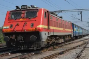 बरेली: आज से 96 ट्रेनों का संचालन प्रभावित, दो सप्ताह यात्रा होगी मुश्किल