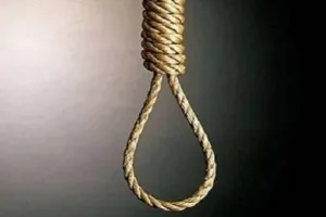 मुरादाबाद : कारपेंटर ने फंदा लगाकर की आत्महत्या, पुलिस ने शव का पोस्टमार्टम कराकर परिजनों को सौंपा