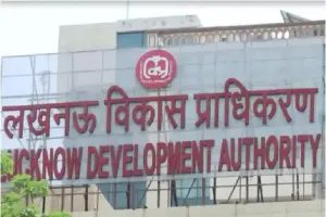 लखनऊ : नैमिष नगर व वरुण विहार के गांवों में जमीन की रजिस्ट्री पर लगेगी रोक