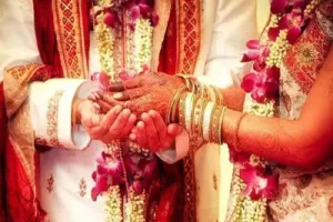 अजब प्रेम की गजब कहानी: अब गोपाल की हुई गीता, विवाहित जोड़ा अपने-अपने जीवनसाथी और बच्चों को छोड़ रचाई दूसरी शादी