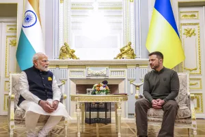 'यूक्रेन संकट के शांतिपूर्ण समाधान के लिए भूमिका निभाने को भारत तैयार है', जेलेंस्की से मिलकर बोले PM मोदी