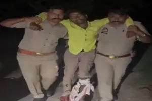 अंबेडकरनगर: गौ तस्करों और पुलिस के बीच मुठभेड़: दो पुलिसकर्मी घायल, 1 गिरफ्तार 2 फरार 