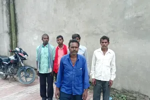 बहराइच: तालाब और नदी में दो युवक डूबे, एक लापता