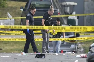 US में केंटकी अदालत के बाहर गोलीबारी में मां-बेटी की मौत, एक घायल...संदिग्ध ने खुद को भी मारी गोली 