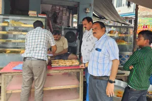 कासगंज : खाद्य सुरक्षा एवं औषधि विभाग ने चलाया मिलावट खोरों के खिलाफ अभियान