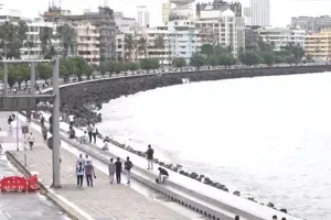 मुंबई में भारी बारिश के बाद यातायात फिर से बहाल, IMD के अलर्ट के बाद स्कूल बंद 