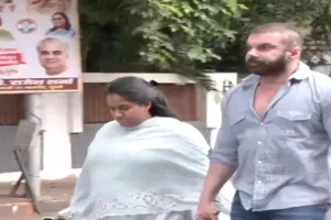 बहन अर्पिता के साथ Baba Siddique के घर पहुंचे सोहेल खान, आज होगा राजकीय सम्मान के साथ अंतिम संस्कार 