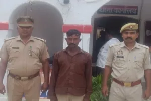 बदायूं: पुलिस ने पकड़ा गोतस्करी का 20 हजार का इनामी बदमाश