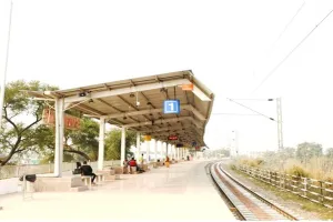 रेल यात्रियों के लिए सरकार खर्च कर रही हजारों करोड़ रुपये, रामघाट हाल्ट और स्वामीनारायण छपिया Stations पर मिलेगी विशेष सुविधायें 