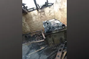 मिर्जापुर: विद्युत शॉर्ट सर्किट से लगी आग, गृहस्थी का सामान जलकर खाक, इतने का हुआ नुकसान