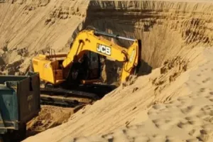 मुरादाबाद : खनन के नाम पर खेला जाता है बड़ा खेल, तोड़ना आसान नहीं...उत्तराखंड तक जुड़े हैं खनन माफिया के तार 