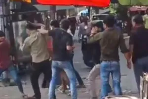 कानपुर में नेवी की तैयारी कर रहे छात्र की पिटाई: VIDEO सोशल मीडिया में वायरल, युवक बोला- दबंग पैसों की करते है डिमांड