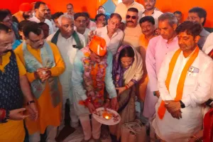 कानपुर में भाजपा प्रत्याशी सुरेश अवस्थी के चुनाव कार्यालय का उद्घाटन...वित्त मंत्री सुरेश खन्ना रहे मौजूद, कही ये बात