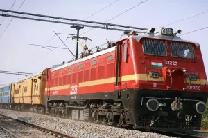 Indian Railway: दीपावली और छठ को देखते हुए रेलवे प्रशासन ने लिया फैसला, अब नई दिल्ली-पटना तक वंदेभारत और तेजस 
