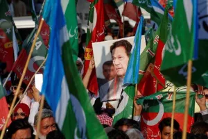 Pakistan : जयशंकर से धरने को संबोधित करने की अपील...इमरान खान की पार्टी के विरोध प्रदर्शन के बीच इस्लामाबाद में तैनात की गई सेना 