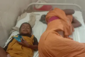 कानपुर देहात में फूड प्वाइजनिंग से आठ की बिगड़ी हालत...बच्ची की मौत, खाना खाने के बाद बिगड़ी थी हालत