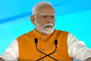 प्रधानमंत्री मोदी ने की माओवाद प्रभावित क्षेत्रों में 'चहुंमुखी विकास' के लिए महाराष्ट्र सरकार की सराहना