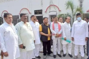 बरेली गोलीकांड: पार्षद के बचाब में आए सपा नेता, SSP से मिले...पुलिस की रिपोर्ट पर उठाए सवाल