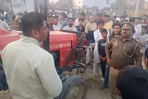 रामपुर : सड़क हादसे में 4 वर्षीय बालिका की मौत, भाई घायल