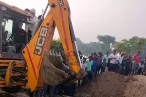 कासगंज हादसा : नियमों को ताक पर रखकर किया काम, लापरवाही से चली गईं चार जानें