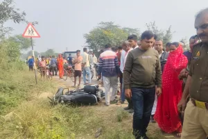 सुलतानपुर में जेसीबी की ठोकर से बाइक सवार मां-बेटे की दर्दनाक मौत, माधवपुर गांव के समीप हुई दुर्घटना  