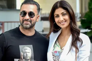 शिल्पा शेट्टी के पति राज कुंद्रा की फिर बढ़ी मुश्किलें, ED ने आवासों और दफ्तरों पर की छापेमारी..जानिए मामला