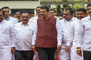 देवेंद्र फडणवीस के नेतृत्व वाली सरकार ने महाराष्ट्र विधानसभा में हासिल किया विश्वास मत