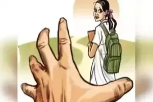 कक्षा 10 की छात्रा को परेशान करने वाले युवक पर मुकदमा दर्ज 