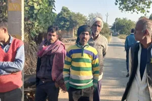 कासगंज: पति नौकरी से वापस लौटा मगर पत्नी प्रेमी साथ भाग चुकी थी, आहत होकर दी जान