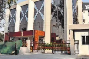 Bareilly: प्रोजेक्ट पर हुए करोड़ों खर्च, फिर भी धरातल पर नहीं उतरे...टेंडर लेने को तैयार नहीं कंपनी