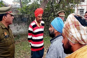 पीलीभीत : मुठभेड़ में मारे गए आतंकियों का परिवार बोला- लाठी चलाई नहीं...गोली-ग्रेनेड कैसे चलाते