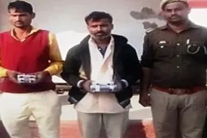 अयोध्या: पुलिस ने चोरी के तीन मामलों का किया पर्दाफाश, दो आरोपियों से जेवर व नकदी बरामद