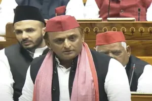 संभल में भाईचारे को मारी गई गोली... लोकसभा में हिंसा को अखिलेश यादव ने बताया साजिश, जिम्मेदार अधिकारियों के खिलाफ की यह बड़ी मांग 