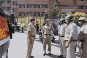 दिल्ली के स्कूल को बम से उड़ाने की धमकी, इस सप्ताह की यह तीसरी घटना