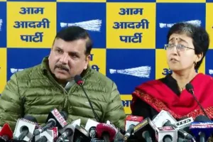 ‘आप’ ने कांग्रेस पर लगाया भाजपा से मिलीभगत का आरोप, ‘इंडिया’ गठबंधन से निकलवाने की दी धमकी 