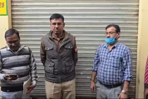 पीलीभीत: अवैध क्लीनिक सील, वीडियो वायरल होने के बाद हुई  कार्रवाई 