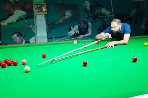 Snooker Tournament: नॉर्थ इंडिया ओपन टूर्नामेंट में खिलाड़ियों ने किया अजब-गजब प्रदर्शन, प्री-क्वार्टर फाइनल मुकाबले आज