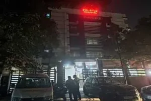 प्रयागराज: शहर के नामी चिकित्सकों के घर और अस्पतालों से करोड़ों रुपये की मिली संपत्ति, बैंक खातों की जांच शुरू